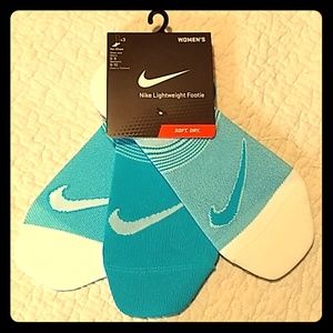 NWT 6 pairs Nike lightweight Footie